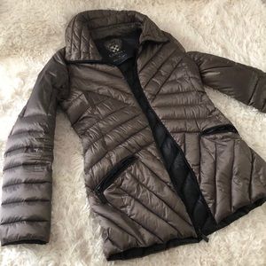 Vince Camuto lightweight jacket with bag